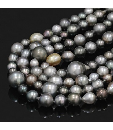 Cultured pearl necklace