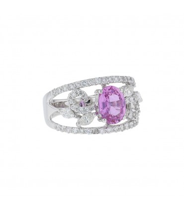 Pink sapphire, diamonds and gold ring