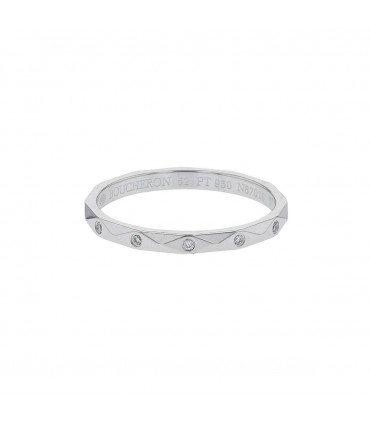 Boucheron Facette diamonds and platinum ring