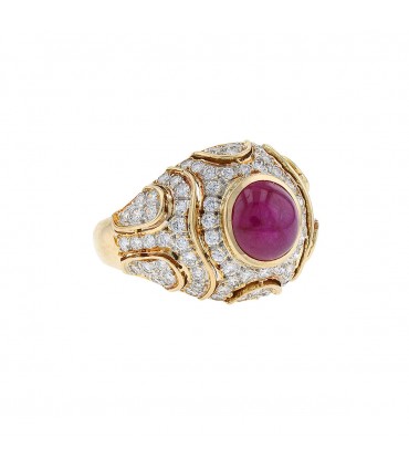 Diamonds, ruby and 18k gold ring
