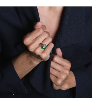 Emeralds, diamond and gold ring