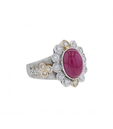 Diamonds, ruby, 18k gold and platinum ring