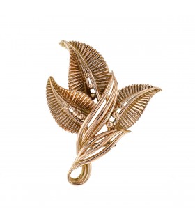 Gold brooch