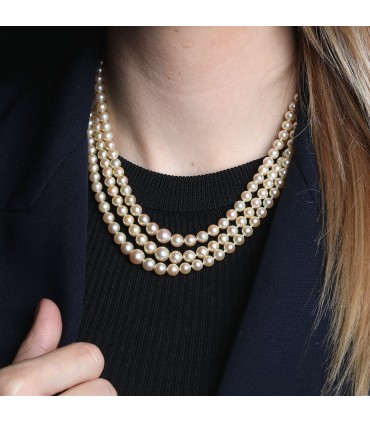 Cultured pearls, diamonds and gold necklace