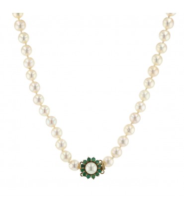 Emeralds, cultured pearls and 9k gold necklace