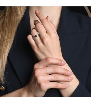 Bulgari Serpenti Viper diamonds, mother of pearl and gold ring
