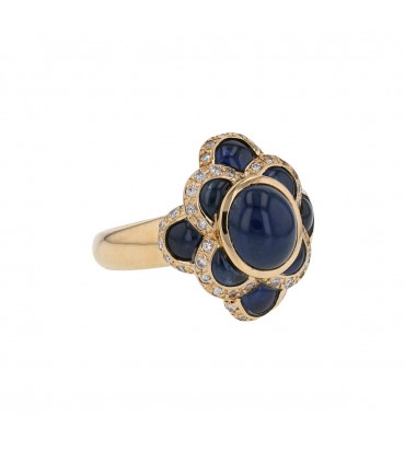 Diamonds, sapphires and gold ring