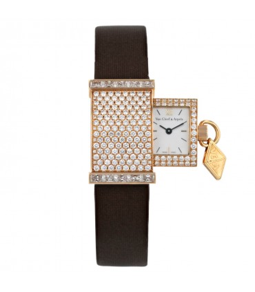 Montre Van Cleef & Arpels Secret Pavée