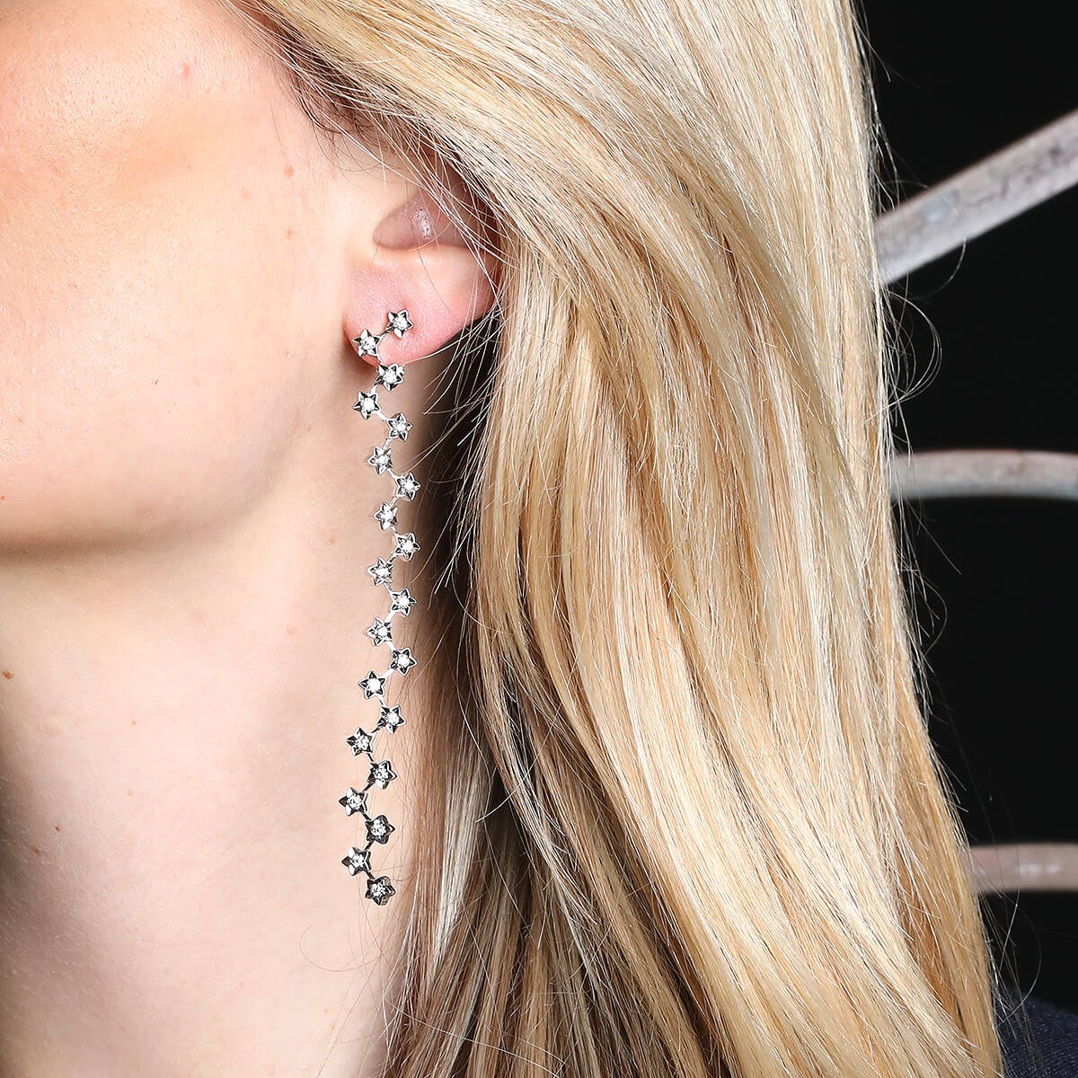 Chanel Comète diamonds and gold earrings