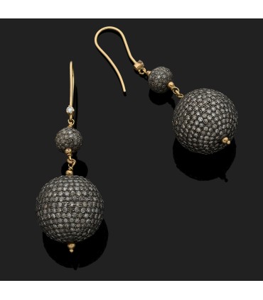 Diamonds, gold and silver earrings