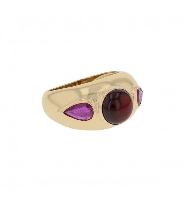 Garnet, pink sapphires and gold ring