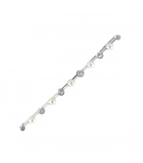 Diamonds, cultured pearl and gold brooch