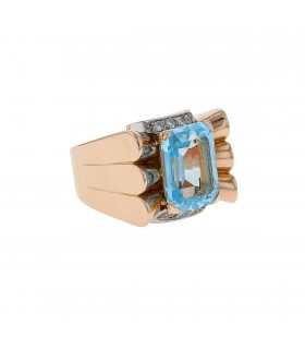 Diamonds, aquamarine, gold and platinum ring