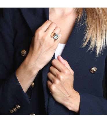 Diamonds, aquamarine, gold and platinum ring