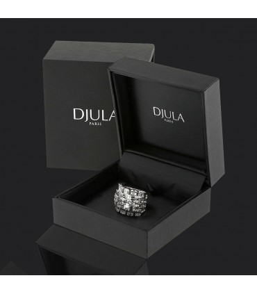 Djula Hepburn Beverly Hills diamonds and 18k gold ring
