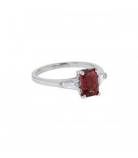 Diamonds, tourmaline and gold ring