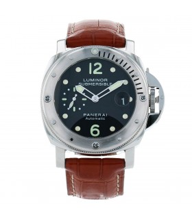 Officine Panerai Luminor Submersible stainless steel watch