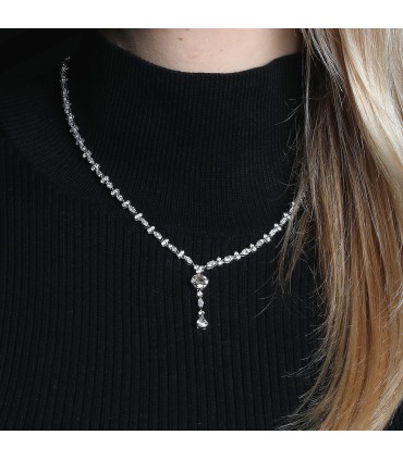 Collier en or blanc et diamants
