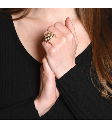 Chanel Baroque cultured pearls and gold ring