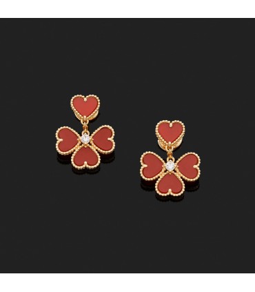 Boucles d’oreilles Van Cleef & Arpels Effeuillage Alhambra