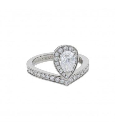 Chaumet Joséphine diamonds and platinum ring