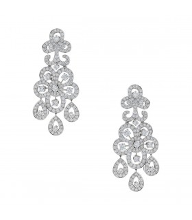 Van Cleef & Arpels Dentelle diamonds and gold earrings