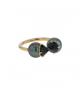 Tasaki Refined Rebellion Signature pearls and spinels ring