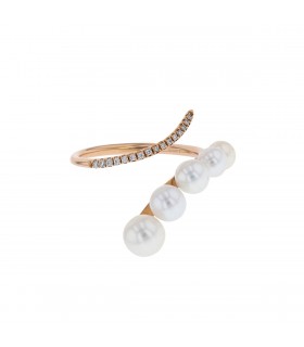 Djula diamonds, cultured pearls and gold ring