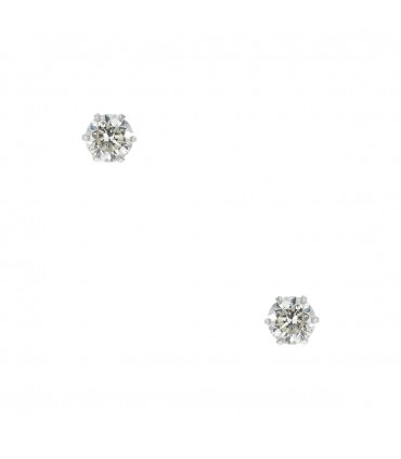 Boucles d’oreilles clous diamants