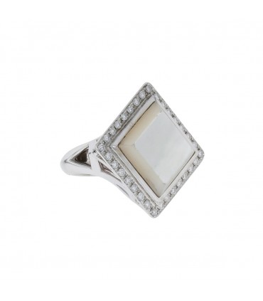 Victoria Casal diamonds, mother-of-pearl and gold ring