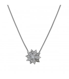 Van Cleef & Arpels Lotus diamonds and gold necklace