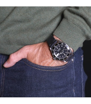 Rolex Submariner stainless steel watch Circa 1988