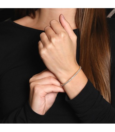 Diamonds and gold bracelet