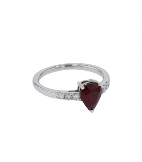 Ruby, diamonds and gold ring