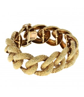 Gold bracelet