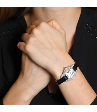 Cartier Libre Tonneau Arrondie 18k gold and diamonds watch