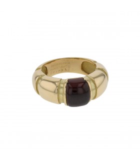 Mauboussin Nadja garnet and gold ring