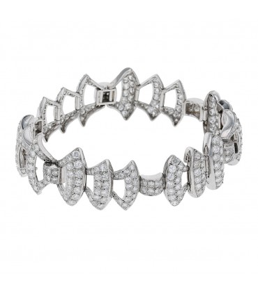 Diamonds and gold bracelet