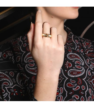 Diamonds and 18k gold ring