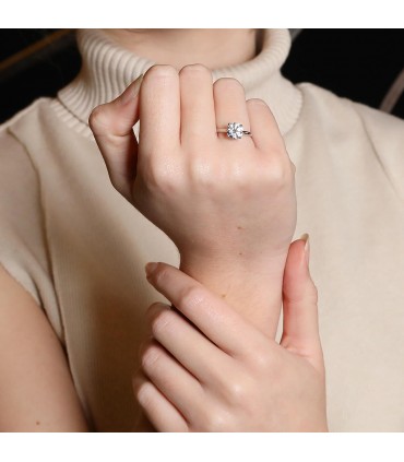 Diamond and gold ring