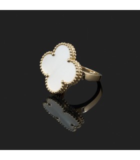 Bague Van Cleef & Arpels Magic Alhambra