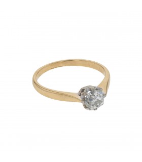 Diamond and two tones gold ring