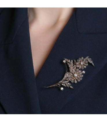 Diamonds and gold brooch