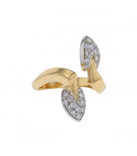 Diamonds and two tones gold ring