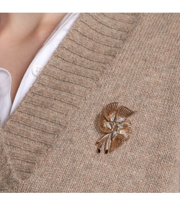 Diamonds, platinum and gold brooch