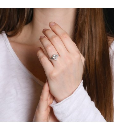 Diamonds and 18k gold ring - LFG Certificate 2,55 cts F - VS2