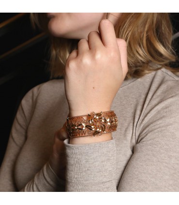 Gold bracelet
