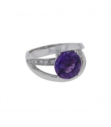 Mellerio Dits Meller amethyst, diamonds and gold ring
