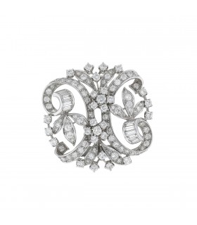 Diamonds and gold brooch