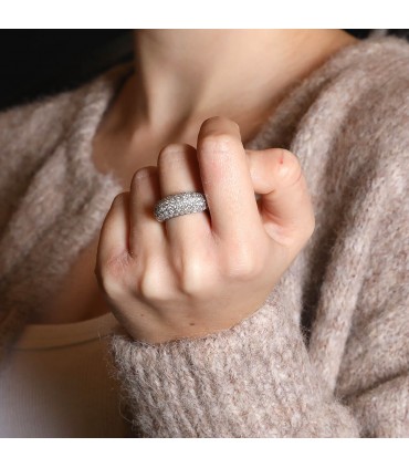 Diamonds and gold ring